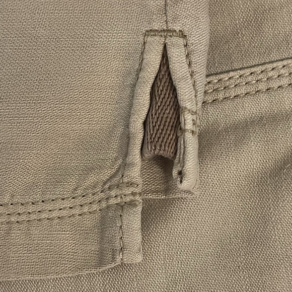 American Eagle Khaki Pullover Shirt Women's Small Petite Casual Top - Picture 5 of 9